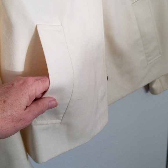 Jacket - Picture 5 of 5